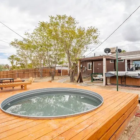 Palm Vista Retreat *Hot Tub/Cowboy Pool/Hammocks* Villa Joshua Tree Exterior photo