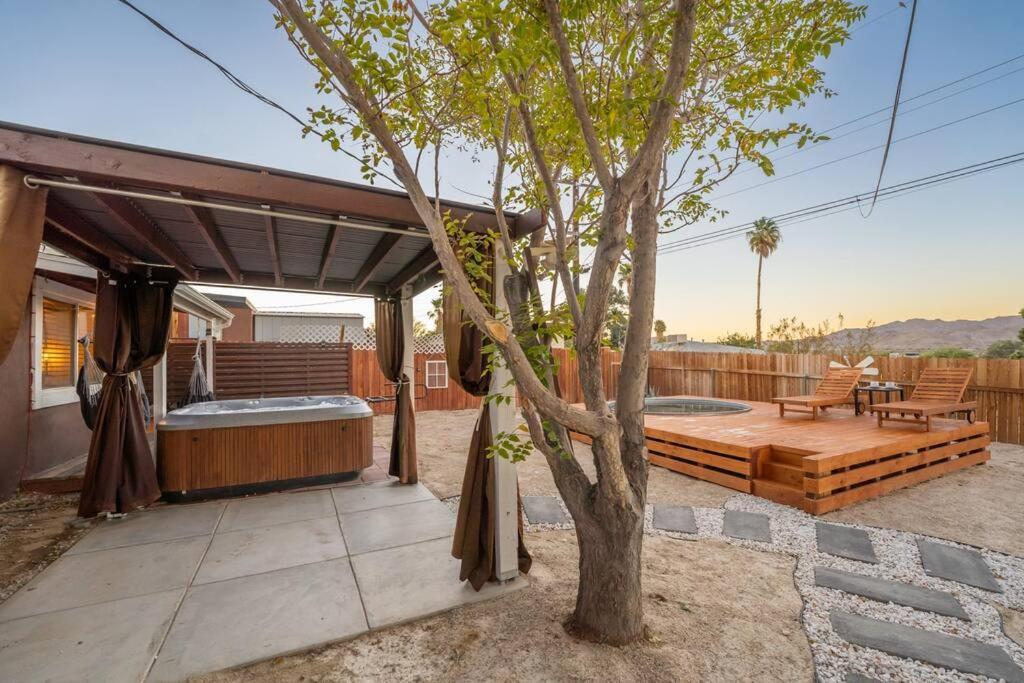 Palm Vista Retreat *hot Tub/cowboy Pool/hammocks* * Joshua Tree